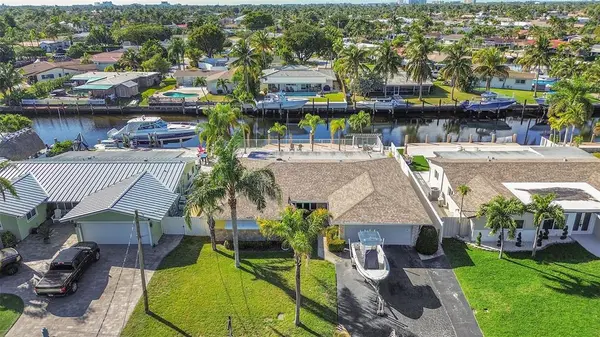 Pompano Beach, FL 33060,961 SE 10th Ct