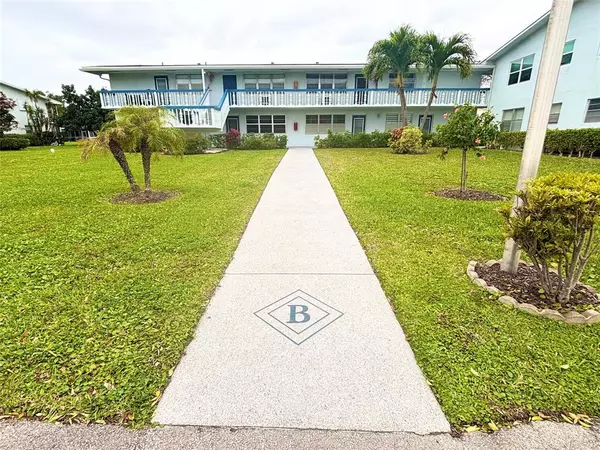 Deerfield Beach, FL 33442,43 Farnham B #43