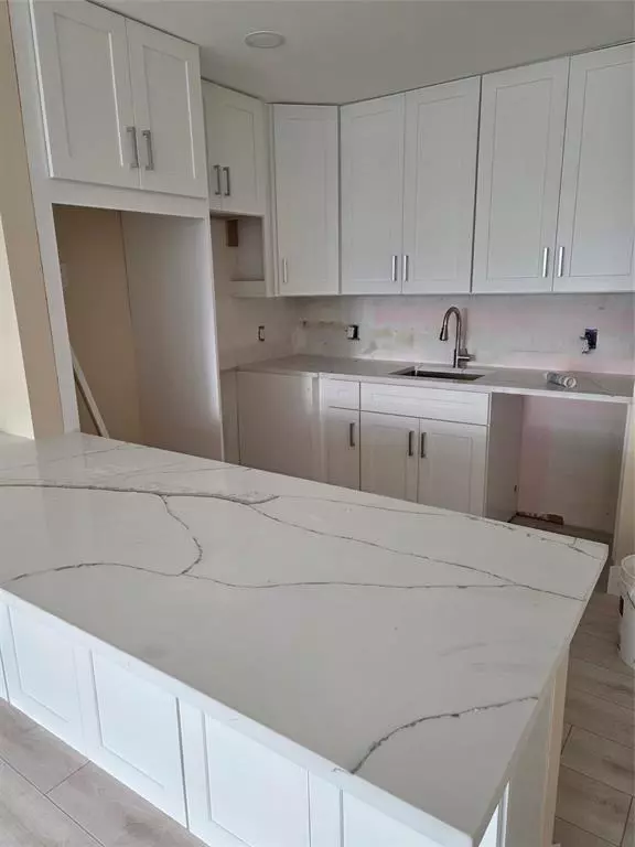 Deerfield Beach, FL 33442,57 Harwood G