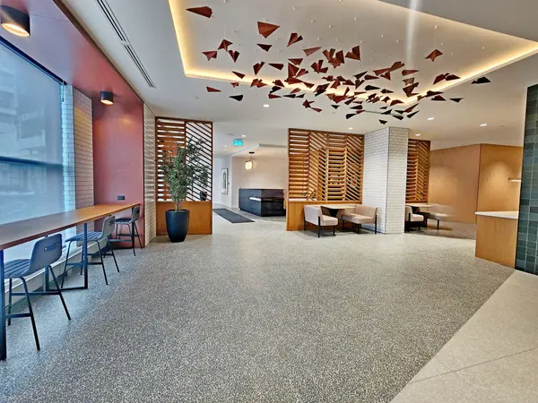 2495 Eglinton AVE W #1902, Mississauga, ON L5M 2T2