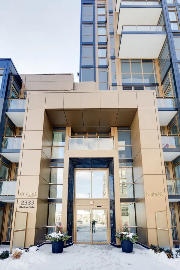 Oakville, ON L6M 0X7,2333 Khalsa Gate #708