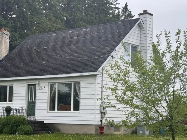 Orleans - Convent Glen And Area, ON K1W 0K7,3329 Navan RD