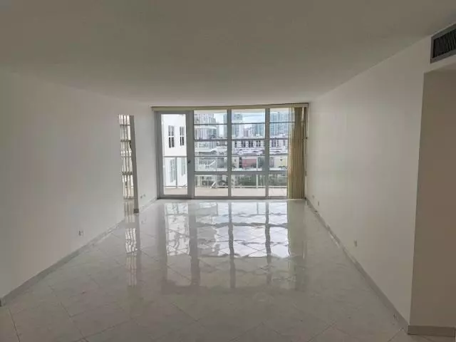 Sunny Isles Beach, FL 33160,230 174th St #1416
