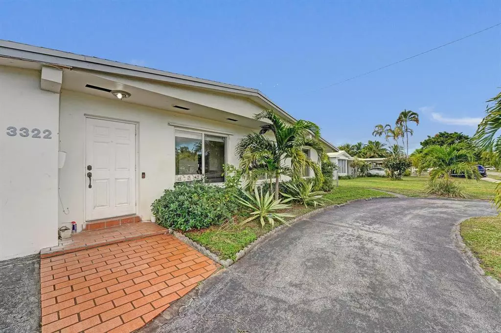 Hollywood, FL 33021,3322 Mckinley St