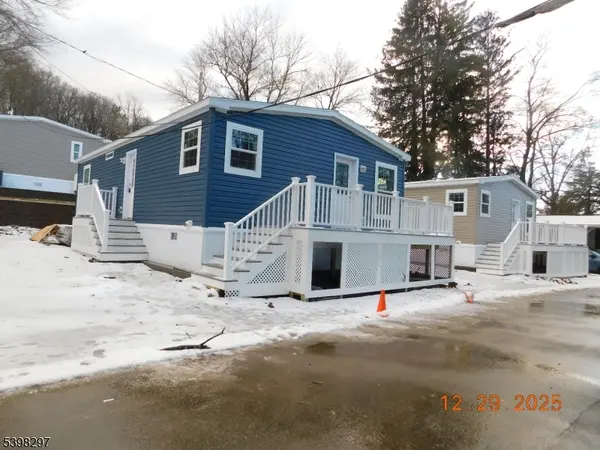 Oxford Twp., NJ 07863,11 Front Street