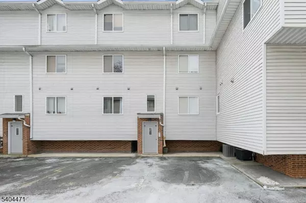 Hackensack City, NJ 07601,31 Fairmount Ave