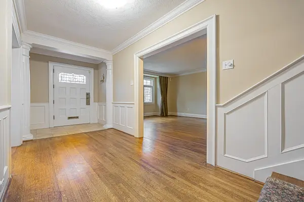 Toronto C09, ON M4W 2B4,80 Douglas DR