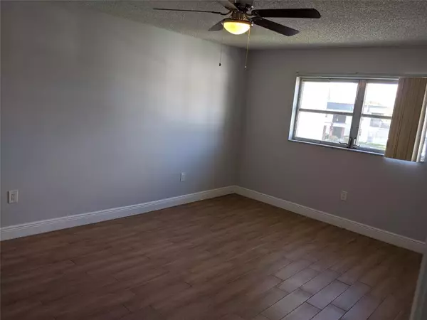 Margate, FL 33063,6507 Winfield Blvd #231