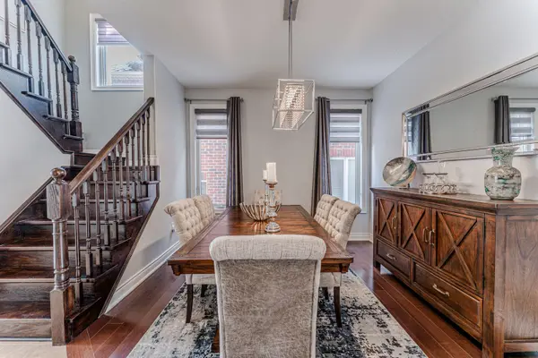 Barrie, ON L4N 8J7,52 Jewel House LN