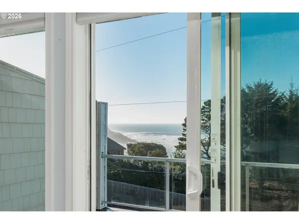 Depoe Bay, OR 97341,420 SW COAST AVE