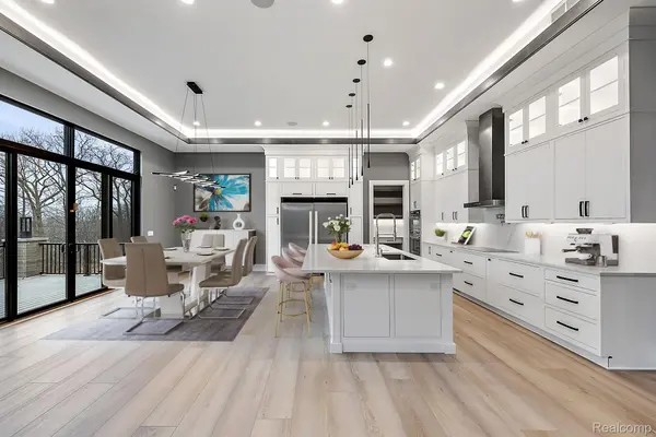 Ann Arbor, MI 48105,4990 SADDLERIDGE TRL