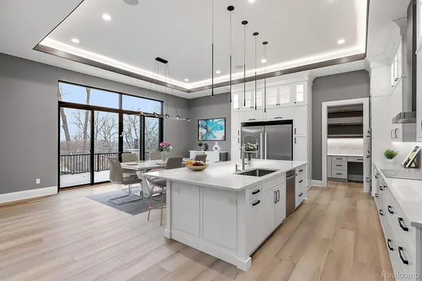 Ann Arbor, MI 48105,4990 SADDLERIDGE TRL