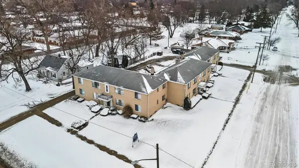 Eastpointe, MI 48021,21440 Kelly RD