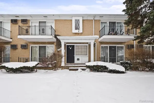 Eastpointe, MI 48021,22270 Kelly RD