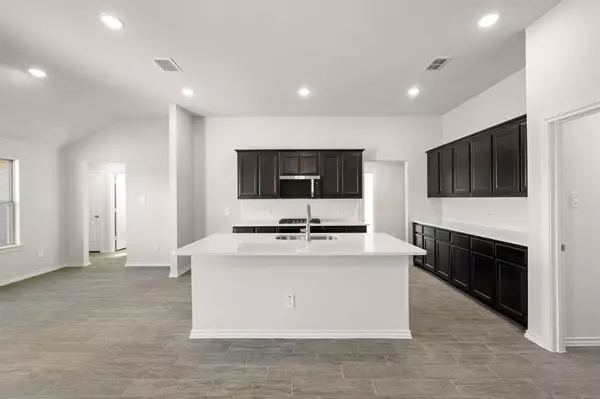 Azle, TX 76020,504 Diamond Drive