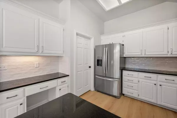 Arlington, TX 76001,7302 Heritage Oaks Court