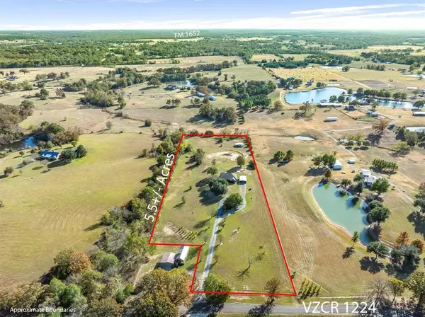 Grand Saline, TX 75140,1804 Vz County Road 1224