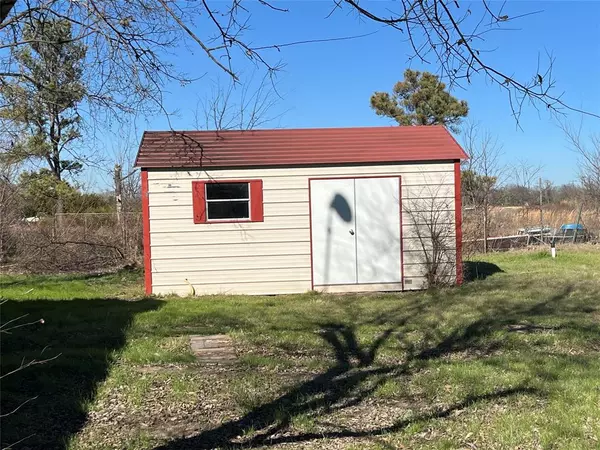 Quinlan, TX 75474,1478 County Road 3630