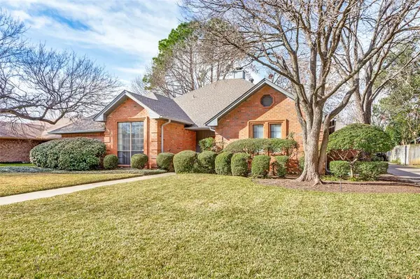 Arlington, TX 76016,4710 Michelle Drive