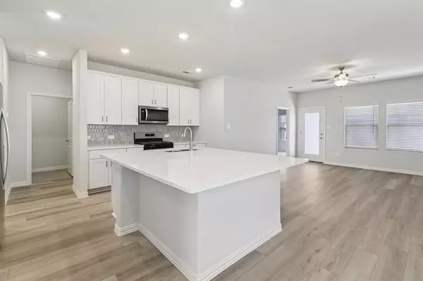 804 Leavenworth Drive, Princeton, TX 75071