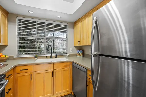 Dallas, TX 75211,2535 Wedglea Drive #224