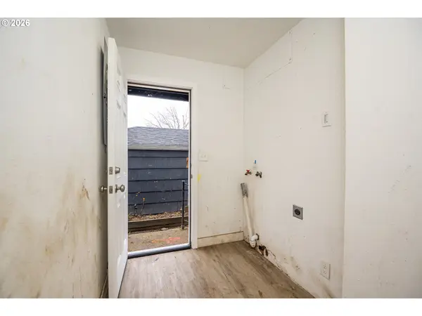 Springfield, OR 97477,1879 G ST