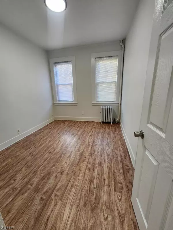 Bloomfield Twp., NJ 07003,9 Lois Pl #2