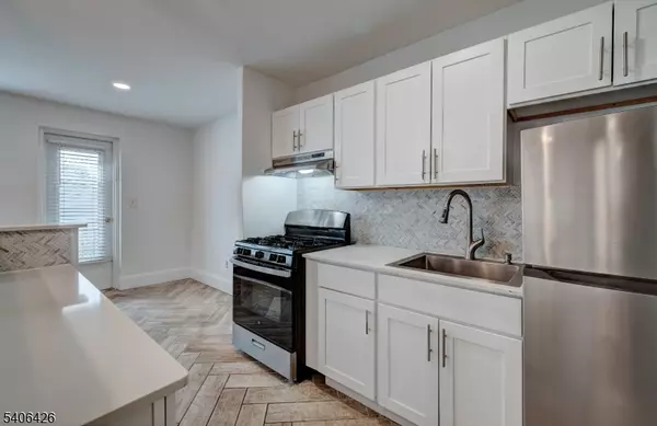 South Orange Village Twp., NJ 07079,43 Cottage St #2A