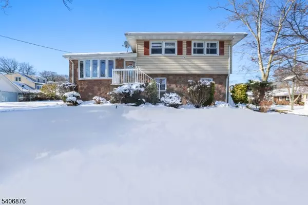 196 Russell Ave, Rahway City, NJ 07065