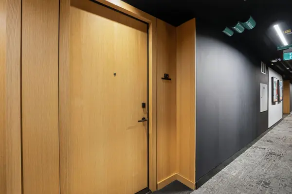 Toronto C01, ON M6H 3P7,899 College ST #PH619