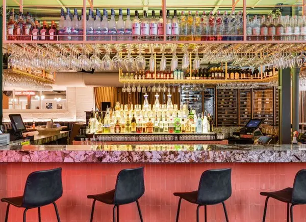 Toronto C01, ON M5V 1N6,788 King ST W