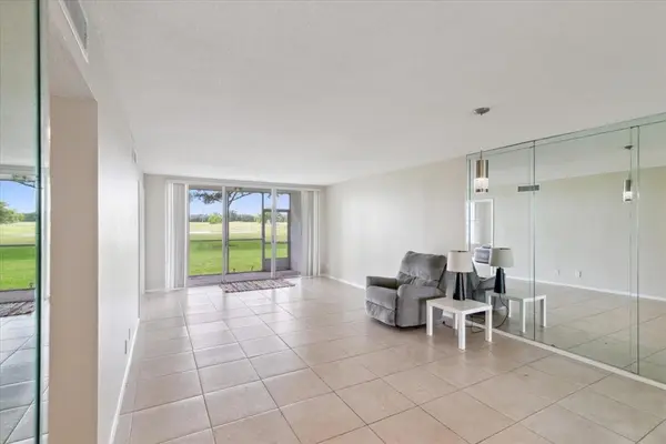 Pompano Beach, FL 33069,3080 N Course Dr #102