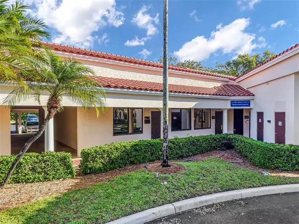 Plantation, FL 33324,9633 W Broward Blvd