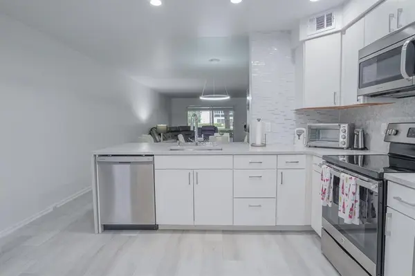 Coconut Creek, FL 33066,3201 Portofino Pt #F1