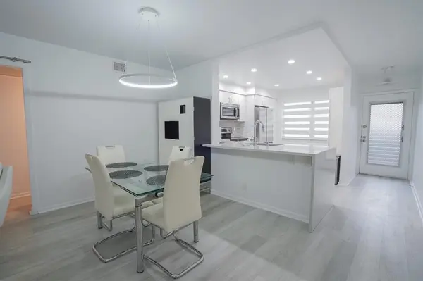 Coconut Creek, FL 33066,3201 Portofino Pt #F1