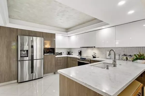 Pompano Beach, FL 33062,2900 NE 14th Street Cswy #311