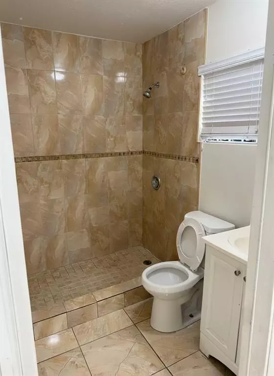 Miami, FL 33169,691 NW 187th St