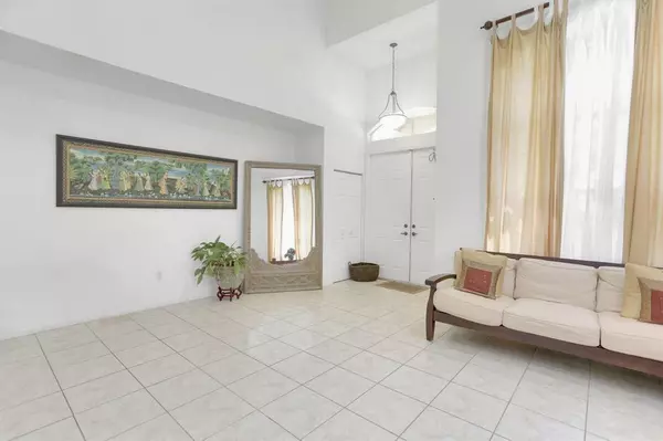 Lake Worth, FL 33467,7191 Copperfield Cir