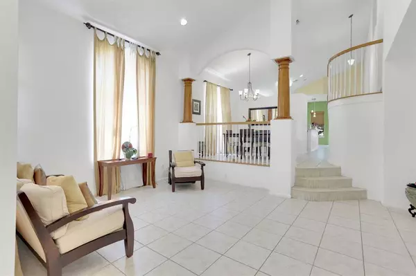 Lake Worth, FL 33467,7191 Copperfield Cir