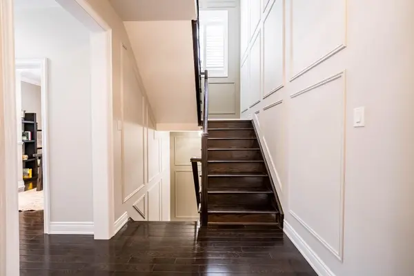 Whitchurch-stouffville, ON L4A 1X1,252 Glad Park AVE