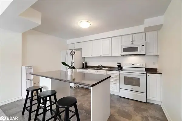 Barrie, ON L9J 0J4,46 Andean LN