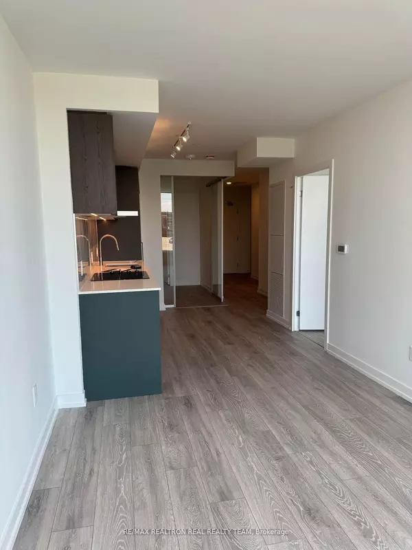 Toronto W05, ON M3K 0E4,1100 Sheppard AVE W #325