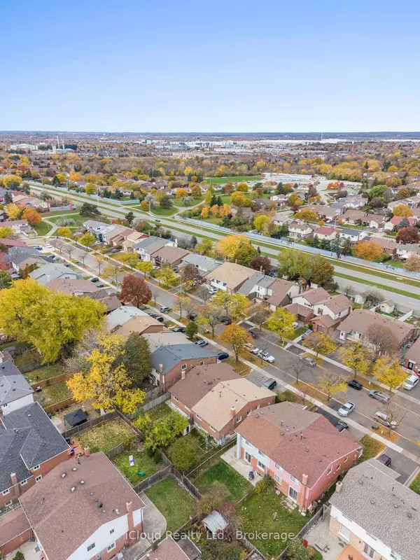 Brampton, ON L6V 3N4,35 Carter DR