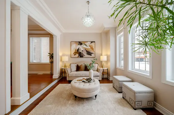 Oakville, ON L6L 0C7,165 Alison CRES