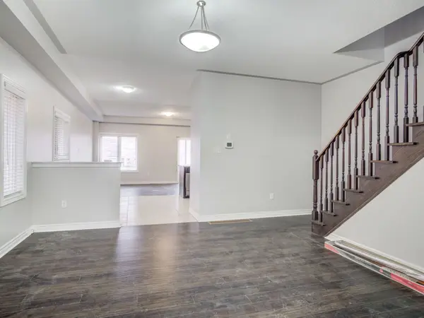 Brampton, ON L6X 0Y5,12 Frenchpark CIR