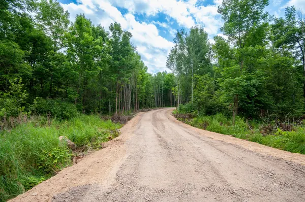 Callander, ON P0K 1H0,249 HILLS SIDING RD