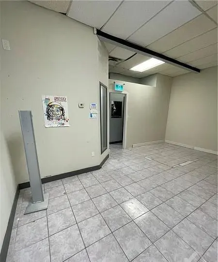 Blossom Park - Airport And Area, ON K1T 2C4,4000 Bridle Path DR #3