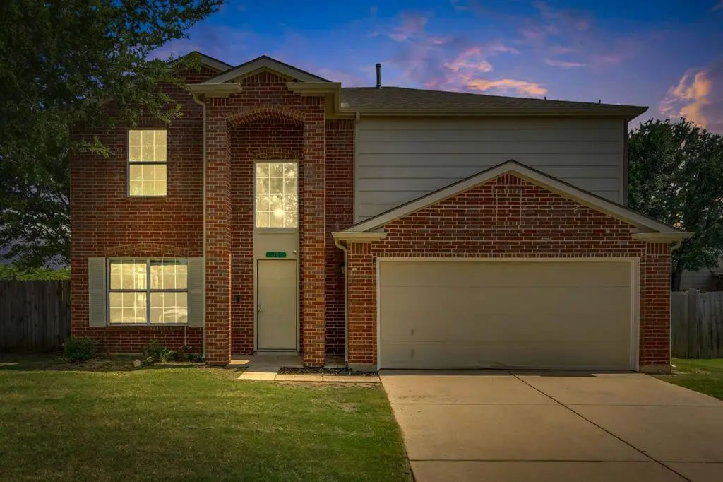 Denton, TX 76210,901 Greenbend Drive