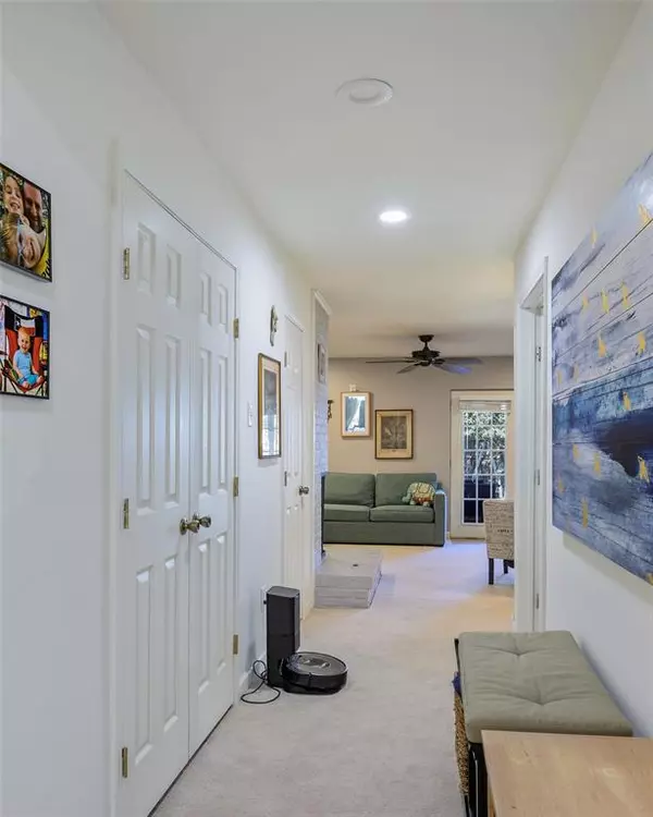 Dallas, TX 75238,9835 Estate Lane