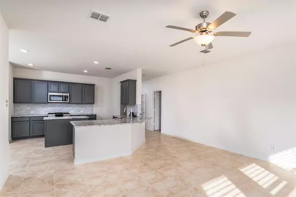 Arlington, TX 76002,702 Grassland Way